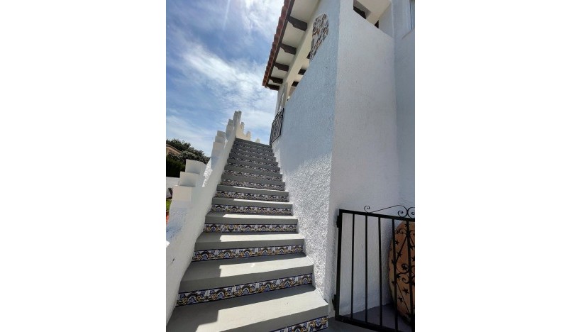 Resale - Villa - Denia