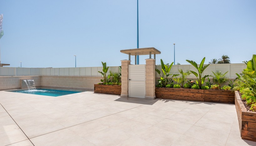 Neue Gebäude - Villa - Vera