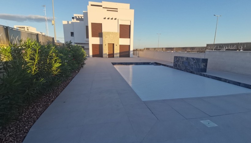 Villa - New Construction - Los Montesinos - La Herrada