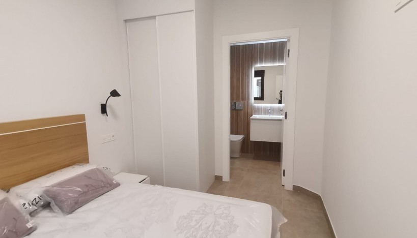 Neue Gebäude - Wohnung - Torrevieja - Torrevieja - Playa de los Locos